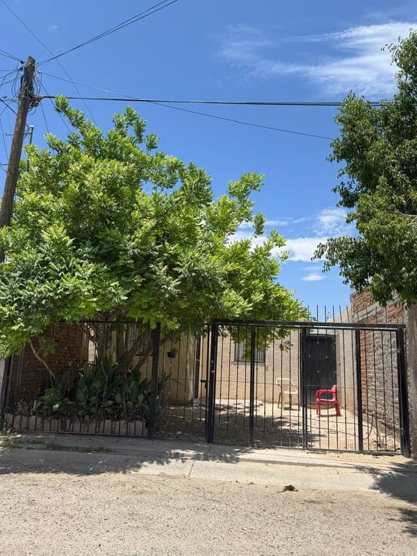 Casa en vetna - Colonia Altares - Remate bancario - hermosillo